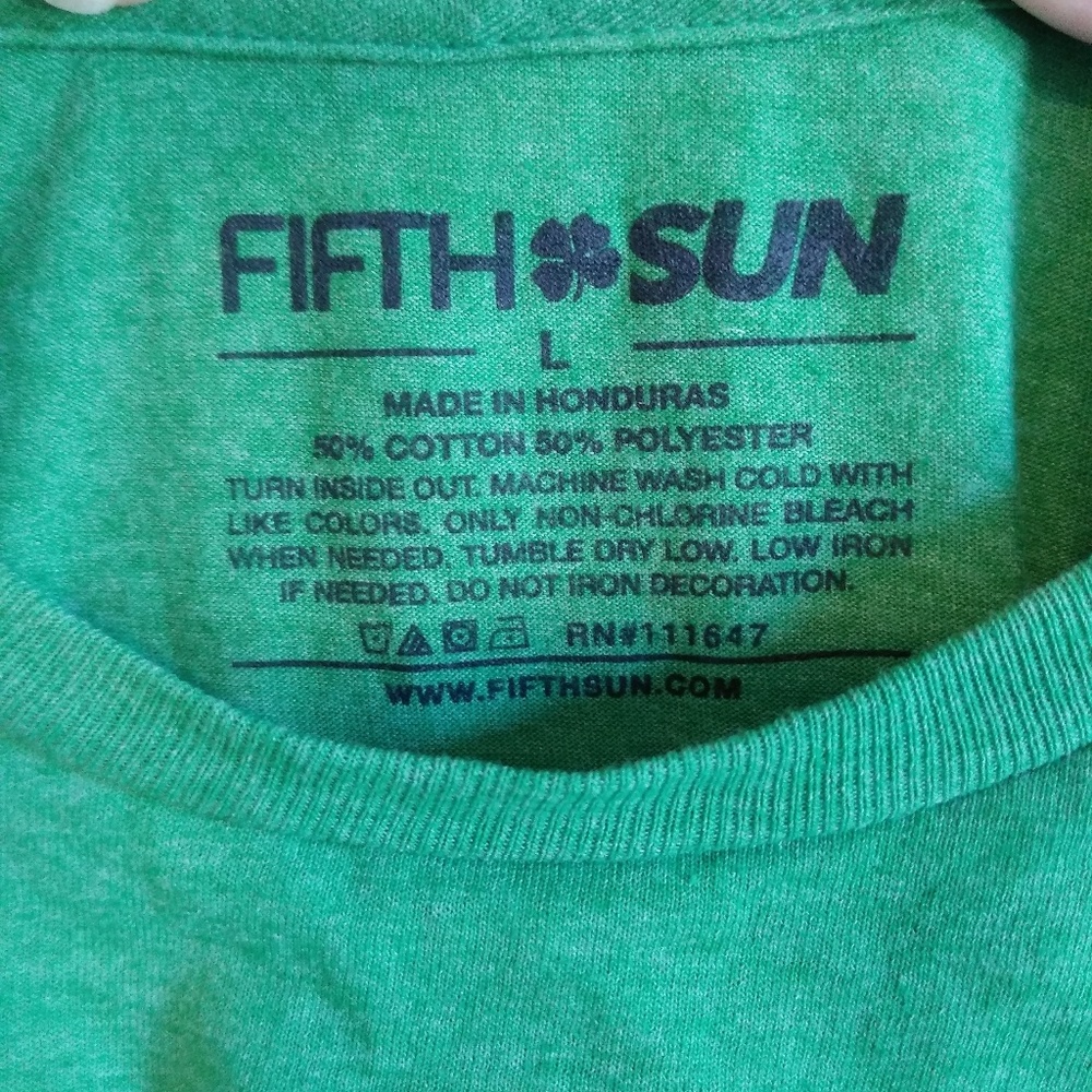 Cropped Tee - Picture 6 of 8